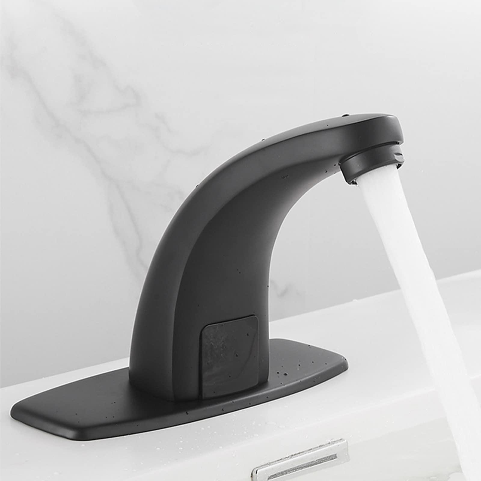 Automatic basin mixer